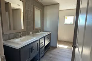 7740 NW County Rd 1200, Barry, TX 75102 - Photo 11