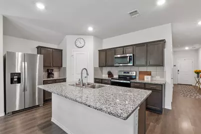 8008 Gallup Avenue, Aubrey, TX 76227 - Photo 9