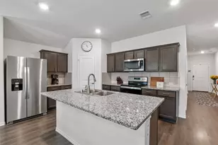 8008 Gallup Ave, Aubrey, TX 76227 - Photo 9