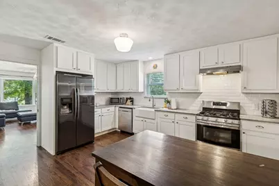 3546 Oak Creek Circle, Dallas, TX 75227 - Photo 5