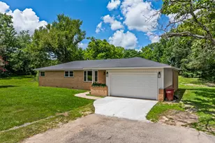 800 Holbrook St, Mount Vernon, TX 75457 - Photo 3