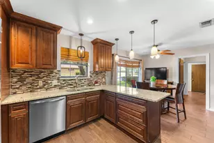 649 The Meadows Pkwy, DeSoto, TX 75115 - Photo 13