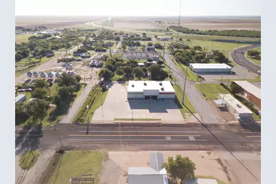 302 N Birch Avenue, Munday, TX 76371 - Photo 11