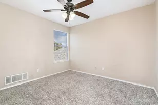 820 Greenridge Dr, Arlington, TX 76017 - Photo 17