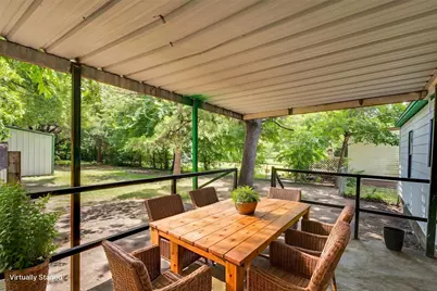 820 NE 31st Street, Grand Prairie, TX 75050 - Photo 17