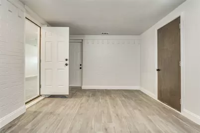 703 E Celeste Drive, Garland, TX 75041 - Photo 7