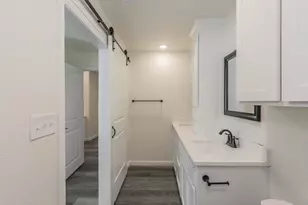 105 Red Oak St, Alvarado, TX 76009 - Photo 21