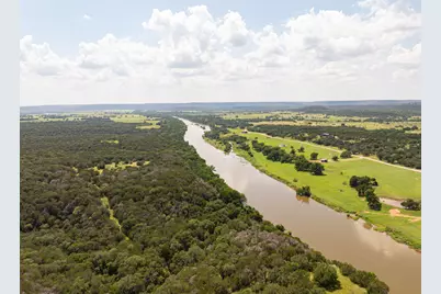 2105 River Shoals Road, Mineral Wells, TX 76067 - Photo 15