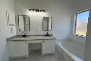 6707 Stone Branch Dr, Arlington, TX 76001 - Photo 17