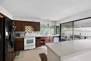 1801 Plantation Rd, Garland, TX 75044 - Photo 11