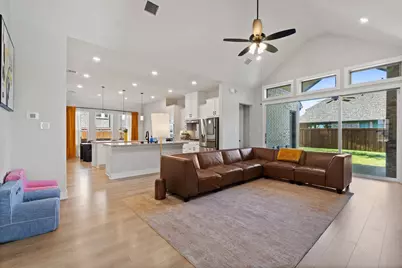 1917 Cotton Creek Pass, McKinney, TX 75071 - Photo 9