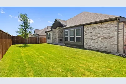 1917 Cotton Creek Pass, McKinney, TX 75071 - Photo 3