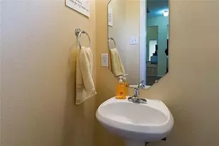 4041 Eisenhower St, Carrollton, TX 75007 - Photo 15