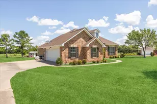 1062 Savannah Ln, Oak Ridge, TX 75142 - Photo 3