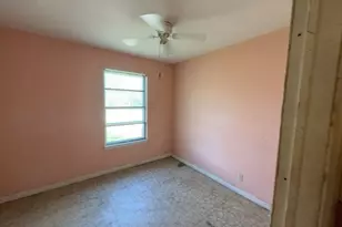 922 Shemya Ave, San Antonio, TX 78221 - Photo 11