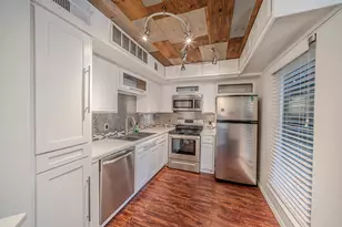 1704 Baird Farm Cir, Arlington, TX 76006 - Photo 9