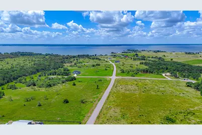 87 Stillwater Shores Drive, Corsicana, TX 75109 - Photo 1