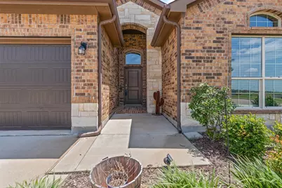 1217 Sausalito Trail, Cleburne, TX 76033 - Photo 3