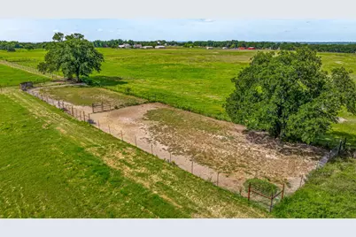 3310 Coy Lane, Granbury, TX 76048 - Photo 13