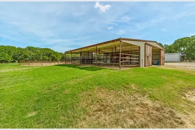 3310 Coy Lane, Granbury, TX 76048 - Photo 21