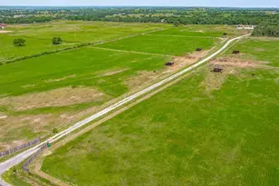 3310 Coy Ln, Granbury, TX 76048 - Photo 7