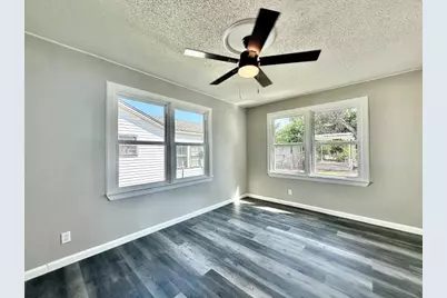 903 N 4th Street, Ballinger, TX 76821 - Photo 11