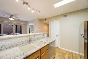 2903 Fort Point Ln, Carrollton, TX 75007 - Photo 13