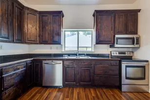 618 E Woodard St, Denison, TX 75021 - Photo 9