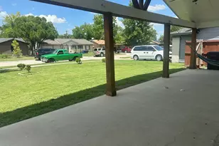 1010 Kings Row, McKinney, TX 75069 - Photo 3