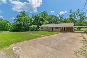 139 Anderson County Road 389, Palestine, TX 75801 - Photo 15