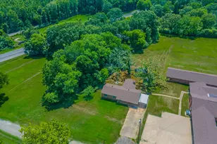 139 Anderson County Road 389, Palestine, TX 75801 - Photo 19