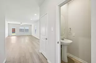 4201 Zoe Ln, Farmersville, TX 75442 - Photo 17