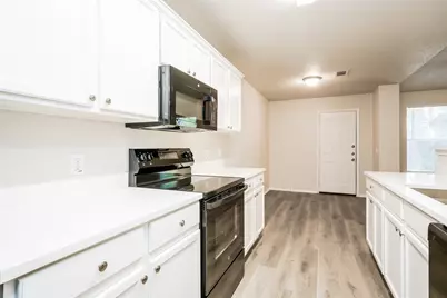 111 Oakhurst Drive, Seagoville, TX 75159 - Photo 7