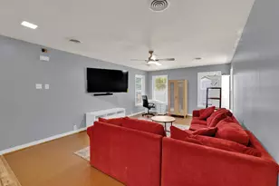 2716 Wayside Ave, Fort Worth, TX 76110 - Photo 13