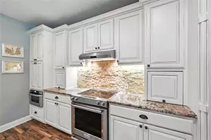 3629 Green Hollow Dr, Grand Prairie, TX 75052 - Photo 13