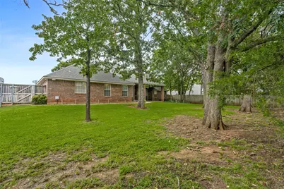 2100 Deer Run, Denison, TX 75020 - Photo 29