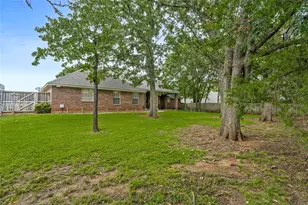 2100 Deer Run, Denison, TX 75020 - Photo 29