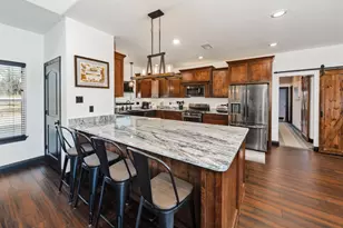 217 Polk, Bowie, TX 76230 - Photo 3