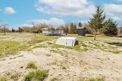 217 Polk, Bowie, TX 76230 - Photo 37