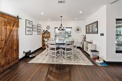 217 Polk, Bowie, TX 76230 - Photo 7