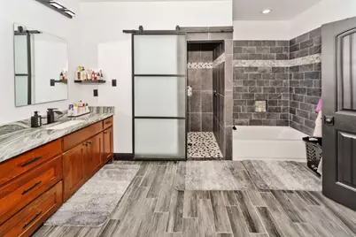 217 Polk, Bowie, TX 76230 - Photo 17