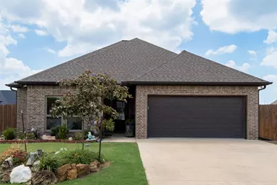 2112 Cole Street, Mabank, TX 75147 - Photo 1