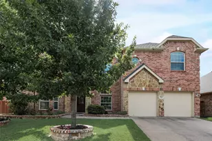 914 Southwestern Dr, Cedar Hill, TX 75104 - Photo 1
