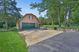 570 Roy Ayres Rd, Bells, TX 75414 - Photo 37