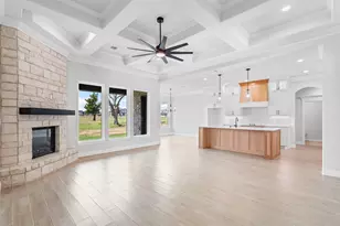 2172 Middlewood Cir, Granbury, TX 76049 - Photo 9