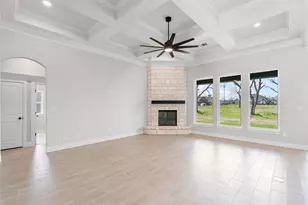 2172 Middlewood Cir, Granbury, TX 76049 - Photo 7