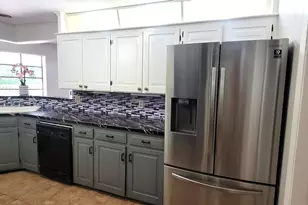 204 Overhill Dr, Waxahachie, TX 75165 - Photo 13