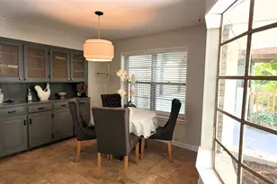 204 Overhill Dr, Waxahachie, TX 75165 - Photo 9