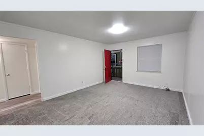 2420 Louise Street #8, Denton, TX 76201 - Photo 5