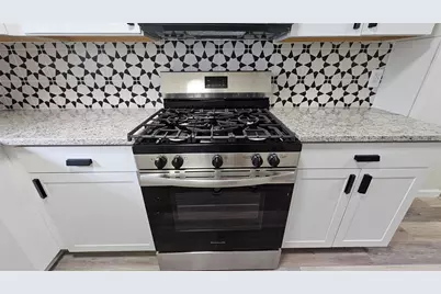 2420 Louise Street #8, Denton, TX 76201 - Photo 9